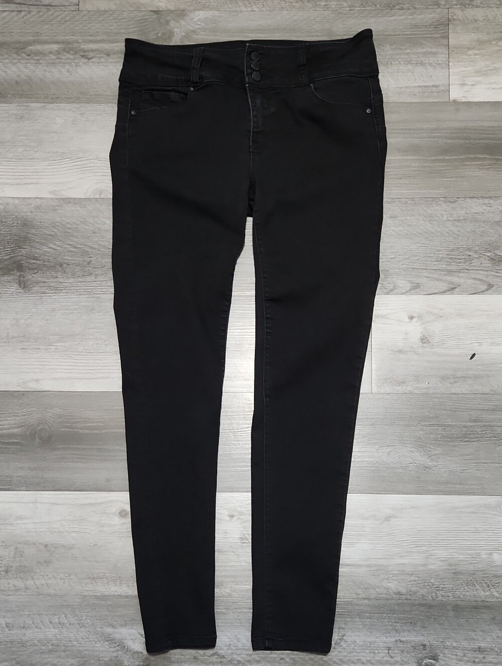 Wax Jean Low Rise Black Skinny Jeans Enamel Black Tri-Buttons Jr Women Size 13